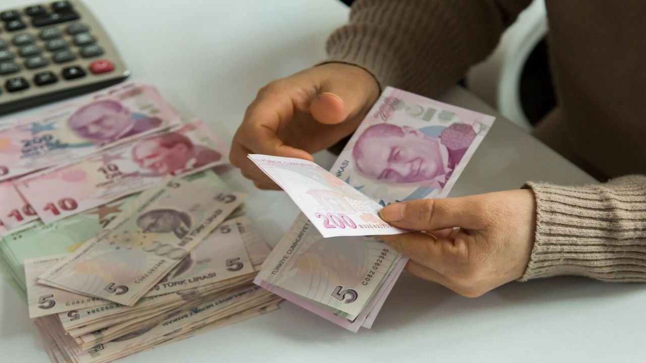 Konut, İhtiyaç ve taşıt kredi faizleri düşüyor! Kredi kullanım rekoru kırıldı